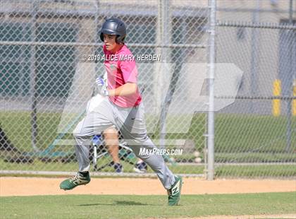 Thumbnail 2 in Weeki Wachee vs Hernando (Bay Area Baseball Fall Ball Classic) photogallery.