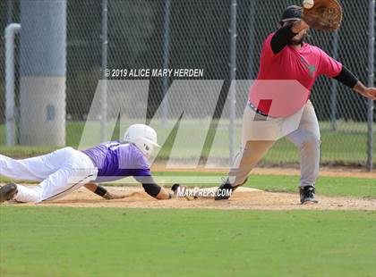 Thumbnail 3 in Weeki Wachee vs Hernando (Bay Area Baseball Fall Ball Classic) photogallery.