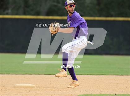 Thumbnail 2 in Weeki Wachee vs Hernando (Bay Area Baseball Fall Ball Classic) photogallery.