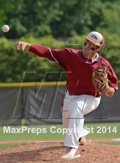 Thumbnail 1 in Caldwell Parish vs. White  (LHSAA 3A Bi-District Playoff) photogallery.