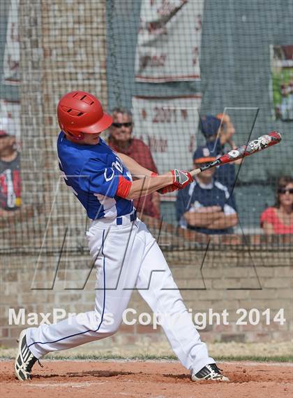 Thumbnail 2 in Caldwell Parish vs. White  (LHSAA 3A Bi-District Playoff) photogallery.
