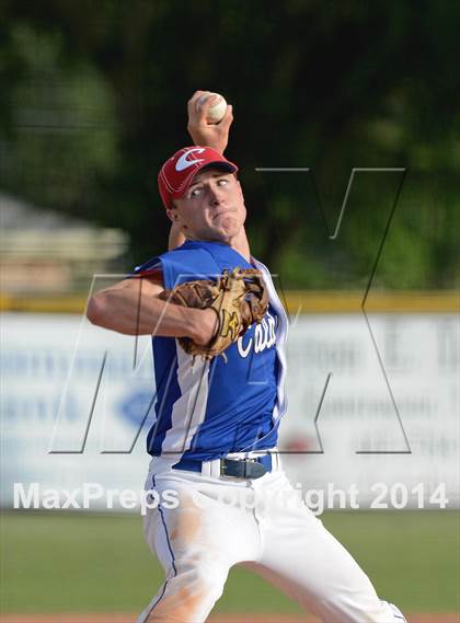Thumbnail 2 in Caldwell Parish vs. White  (LHSAA 3A Bi-District Playoff) photogallery.