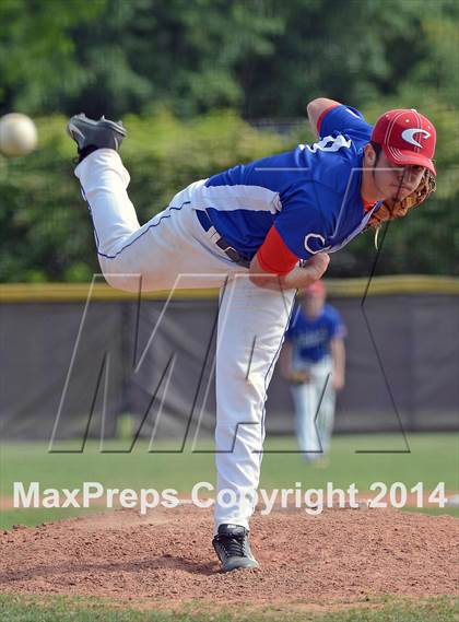 Thumbnail 1 in Caldwell Parish vs. White  (LHSAA 3A Bi-District Playoff) photogallery.