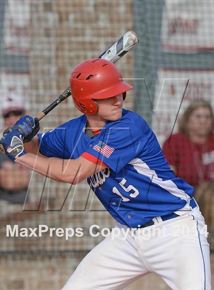 Thumbnail 3 in Caldwell Parish vs. White  (LHSAA 3A Bi-District Playoff) photogallery.