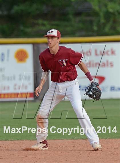 Thumbnail 3 in Caldwell Parish vs. White  (LHSAA 3A Bi-District Playoff) photogallery.