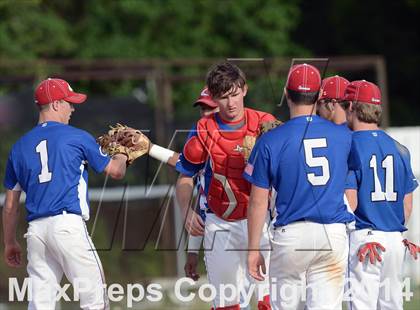 Thumbnail 2 in Caldwell Parish vs. White  (LHSAA 3A Bi-District Playoff) photogallery.