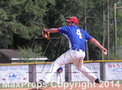Thumbnail 1 in Caldwell Parish vs. White  (LHSAA 3A Bi-District Playoff) photogallery.