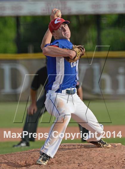 Thumbnail 1 in Caldwell Parish vs. White  (LHSAA 3A Bi-District Playoff) photogallery.