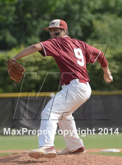 Thumbnail 1 in Caldwell Parish vs. White  (LHSAA 3A Bi-District Playoff) photogallery.
