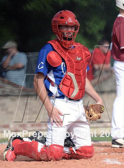 Thumbnail 3 in Caldwell Parish vs. White  (LHSAA 3A Bi-District Playoff) photogallery.