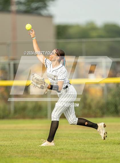 Thumbnail 3 in Elkhorn South @ Lincoln Southeast photogallery.