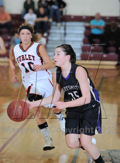 Thumbnail 3 in Ladysmith vs. Hurley (WIAA D4 Sectional Semi Final)  photogallery.