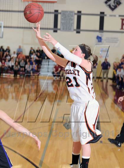 Thumbnail 3 in Ladysmith vs. Hurley (WIAA D4 Sectional Semi Final)  photogallery.