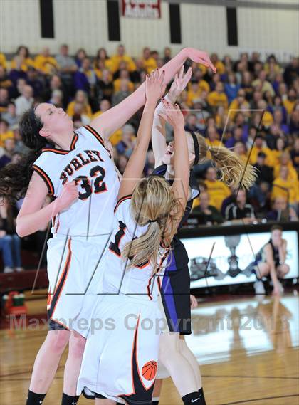 Thumbnail 1 in Ladysmith vs. Hurley (WIAA D4 Sectional Semi Final)  photogallery.