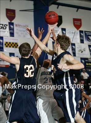 Thumbnail 2 in Elk Grove vs. Sheldon (Hoops for the Homeless Families Classic) photogallery.