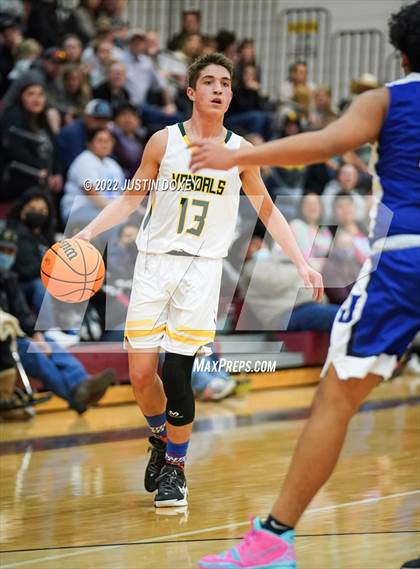 Thumbnail 3 in Eureka vs. Jackpot (NIAA 1A East Boys Semifinals) photogallery.