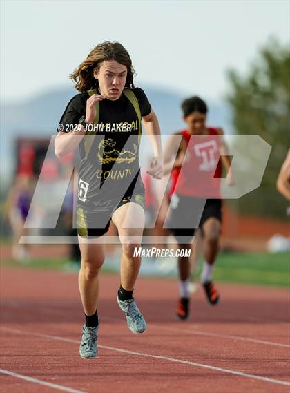 Thumbnail 1 in Fernley Invitational (400M) photogallery.