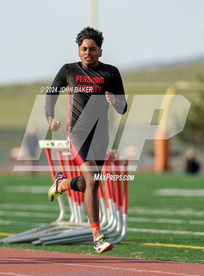 Thumbnail 1 in Fernley Invitational (400M) photogallery.