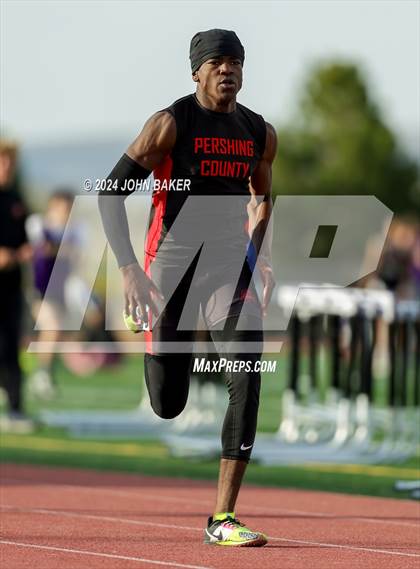 Thumbnail 3 in Fernley Invitational (400M) photogallery.