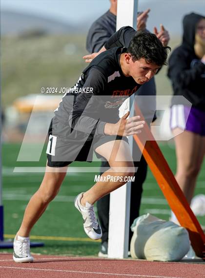 Thumbnail 3 in Fernley Invitational (400M) photogallery.