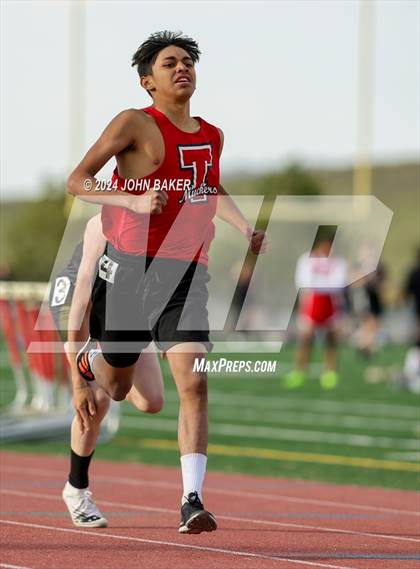 Thumbnail 2 in Fernley Invitational (400M) photogallery.