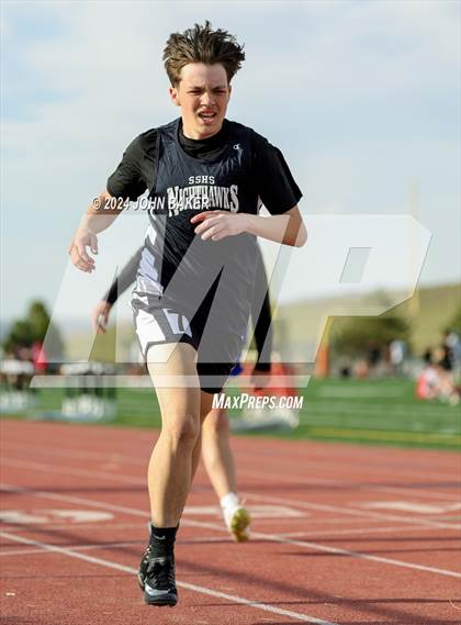 Thumbnail 3 in Fernley Invitational (400M) photogallery.