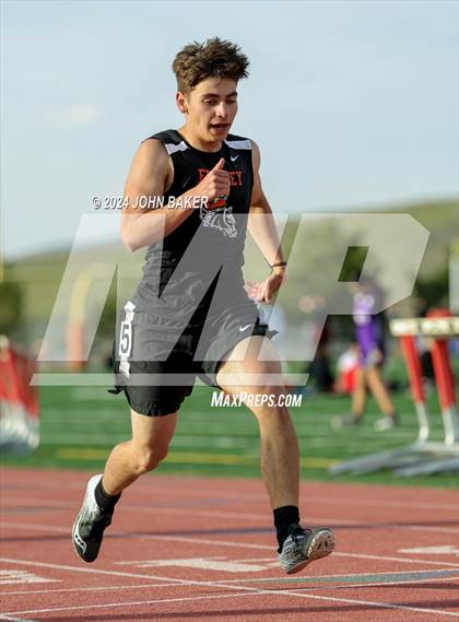 Thumbnail 1 in Fernley Invitational (400M) photogallery.