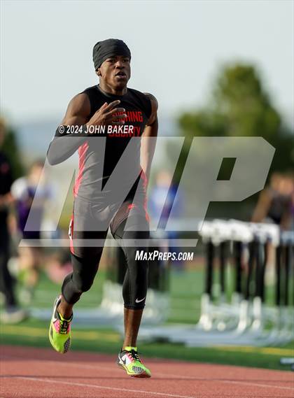 Thumbnail 2 in Fernley Invitational (400M) photogallery.