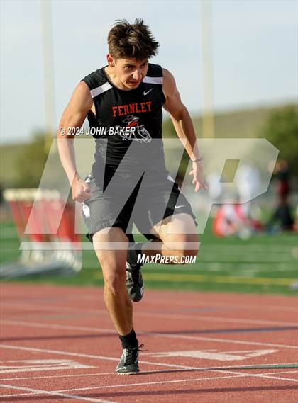 Thumbnail 3 in Fernley Invitational (400M) photogallery.