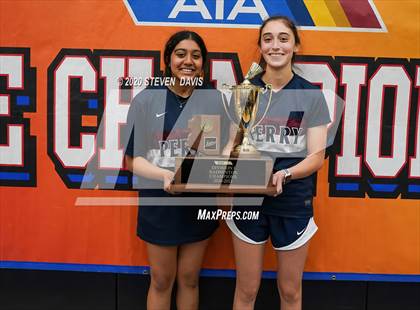 Thumbnail 2 in AIA D1/D2 Badminton Team Awards photogallery.