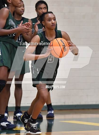 Thumbnail 2 in Southeast Raleigh @ Enloe photogallery.