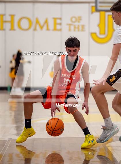 Thumbnail 2 in Thomas Jefferson vs Adams City photogallery.