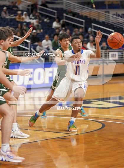Thumbnail 2 in Malverne vs Carle Place (NYSPHSAA Section 8 Class B Final) photogallery.