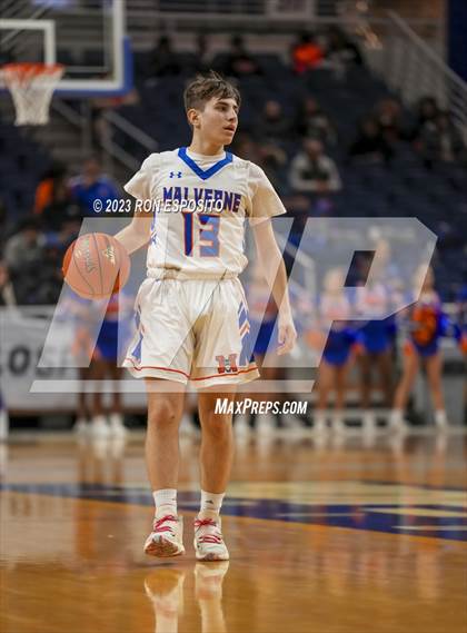 Thumbnail 2 in Malverne vs Carle Place (NYSPHSAA Section 8 Class B Final) photogallery.