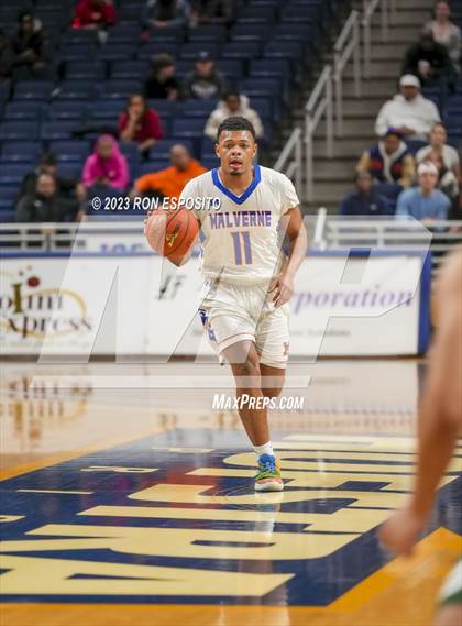 Thumbnail 1 in Malverne vs Carle Place (NYSPHSAA Section 8 Class B Final) photogallery.