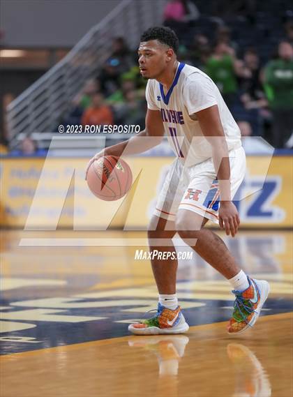 Thumbnail 2 in Malverne vs Carle Place (NYSPHSAA Section 8 Class B Final) photogallery.