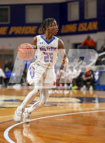 Thumbnail 1 in Malverne vs Carle Place (NYSPHSAA Section 8 Class B Final) photogallery.