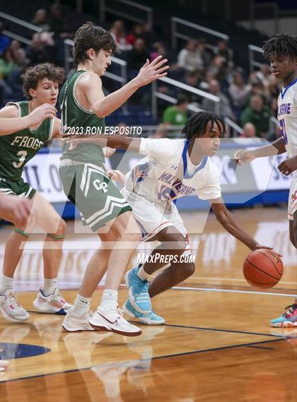 Thumbnail 2 in Malverne vs Carle Place (NYSPHSAA Section 8 Class B Final) photogallery.