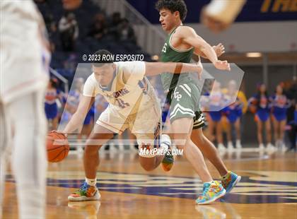 Thumbnail 1 in Malverne vs Carle Place (NYSPHSAA Section 8 Class B Final) photogallery.