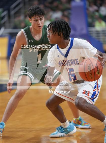 Thumbnail 2 in Malverne vs Carle Place (NYSPHSAA Section 8 Class B Final) photogallery.