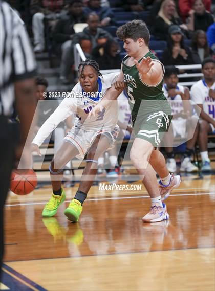Thumbnail 2 in Malverne vs Carle Place (NYSPHSAA Section 8 Class B Final) photogallery.