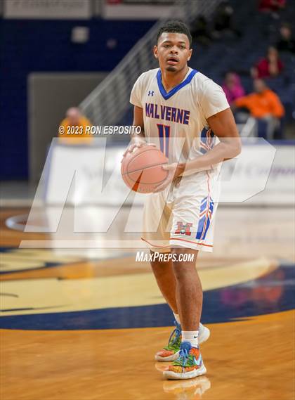 Thumbnail 1 in Malverne vs Carle Place (NYSPHSAA Section 8 Class B Final) photogallery.