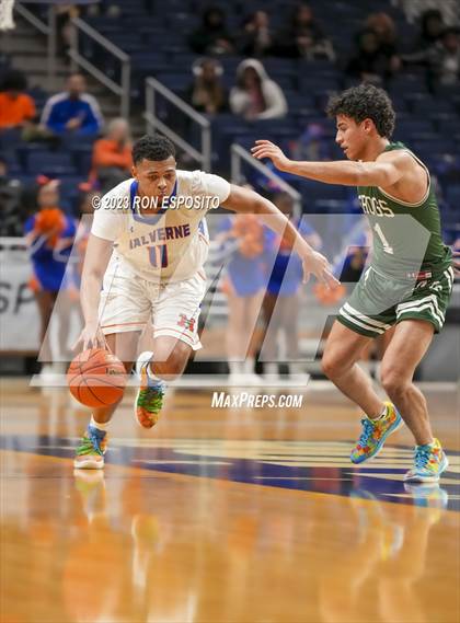 Thumbnail 1 in Malverne vs Carle Place (NYSPHSAA Section 8 Class B Final) photogallery.