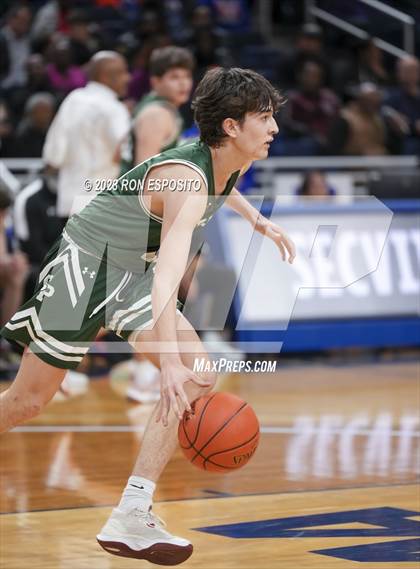 Thumbnail 2 in Malverne vs Carle Place (NYSPHSAA Section 8 Class B Final) photogallery.