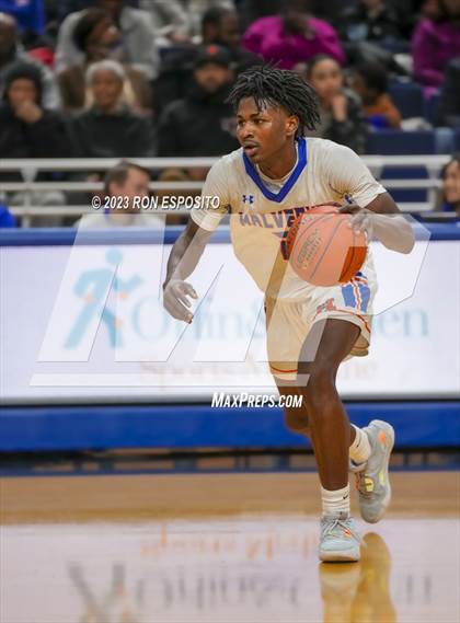 Thumbnail 2 in Malverne vs Carle Place (NYSPHSAA Section 8 Class B Final) photogallery.