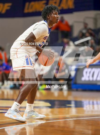 Thumbnail 3 in Malverne vs Carle Place (NYSPHSAA Section 8 Class B Final) photogallery.