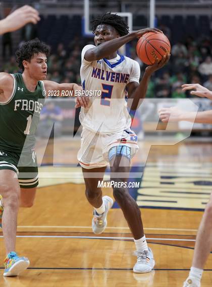 Thumbnail 2 in Malverne vs Carle Place (NYSPHSAA Section 8 Class B Final) photogallery.