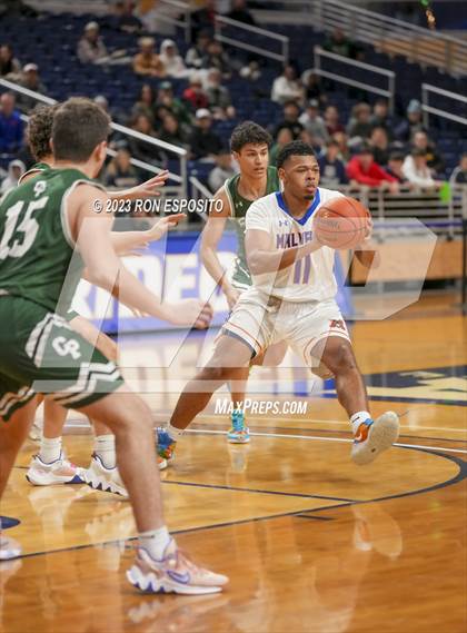 Thumbnail 1 in Malverne vs Carle Place (NYSPHSAA Section 8 Class B Final) photogallery.