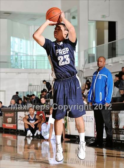 Thumbnail 1 in Alta Loma vs. Flintridge Prep (So Cal Shootout) photogallery.