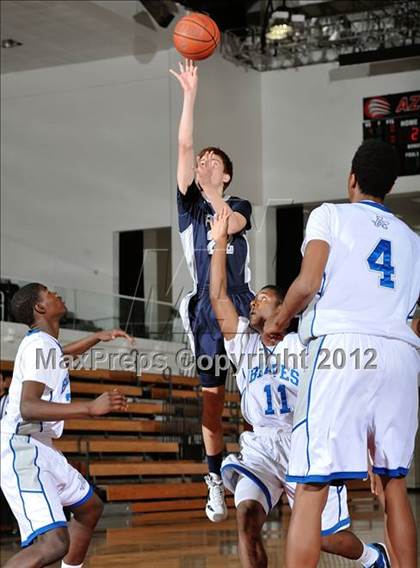 Thumbnail 1 in Alta Loma vs. Flintridge Prep (So Cal Shootout) photogallery.